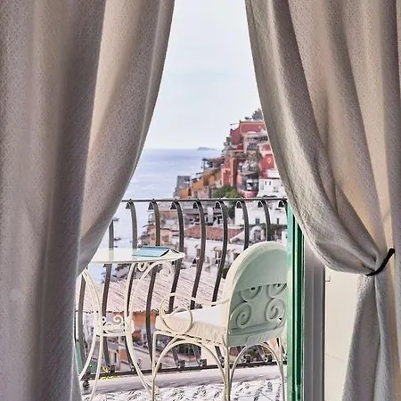 Le Sirenuse Hotel Positano Exterior photo
